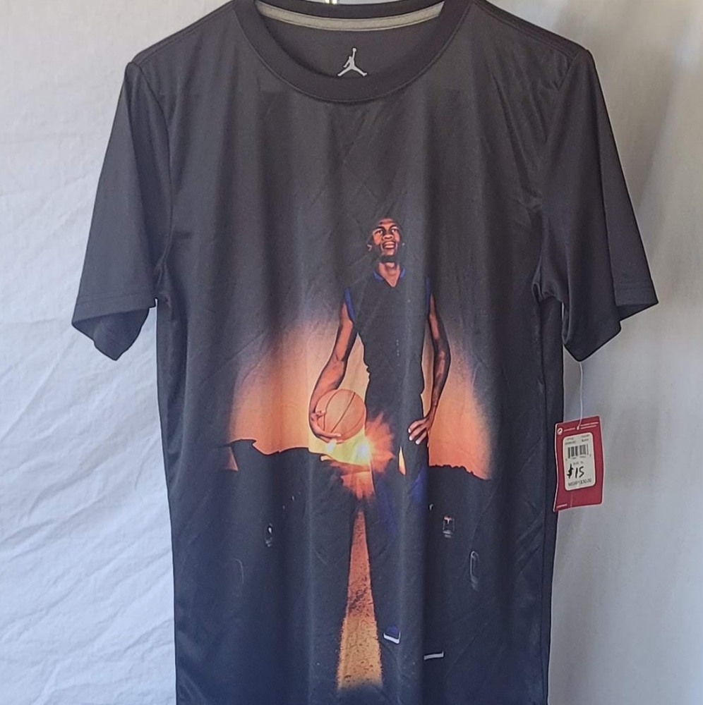 Michael Jordan polyester tee shirt XL boys 13-15